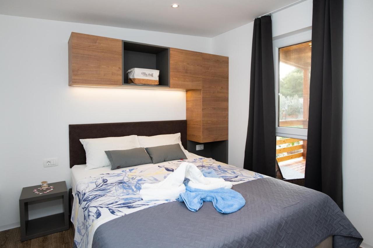 Authentic Camping Dalmatia พิโรวัซ ภายนอก รูปภาพ