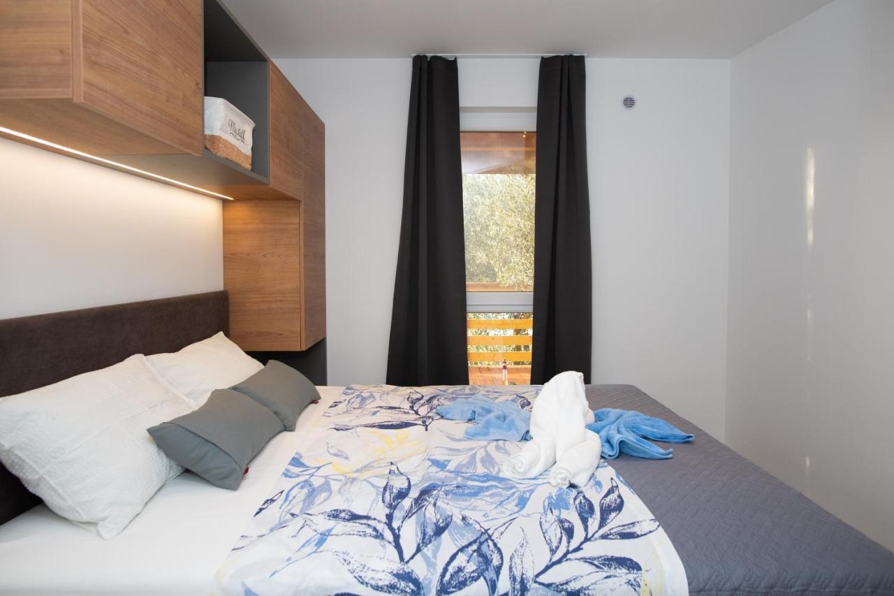 Authentic Camping Dalmatia พิโรวัซ ภายนอก รูปภาพ