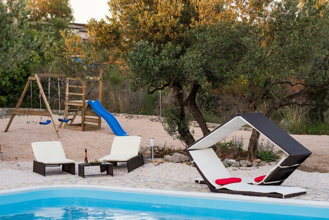 Authentic Camping Dalmatia พิโรวัซ ภายนอก รูปภาพ