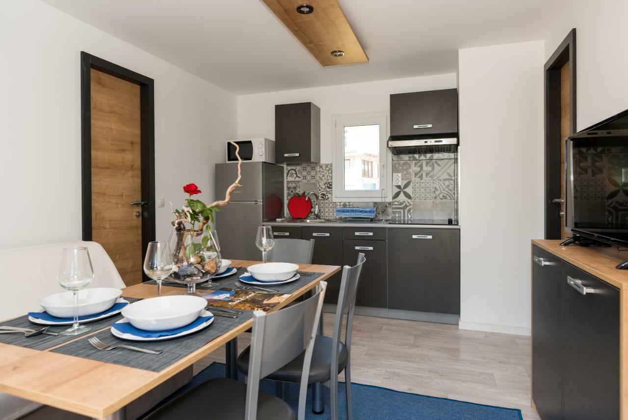 Authentic Camping Dalmatia พิโรวัซ ภายนอก รูปภาพ